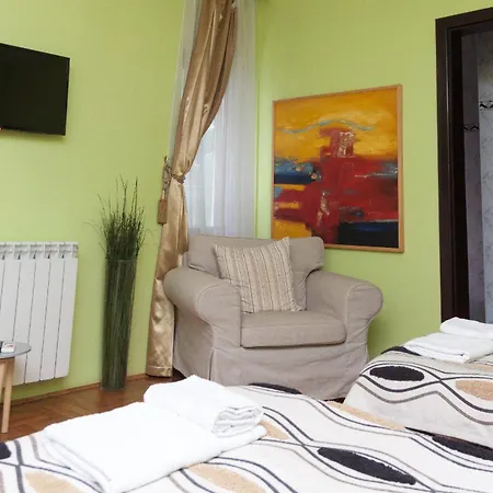 Red Clay Club * Belgrado