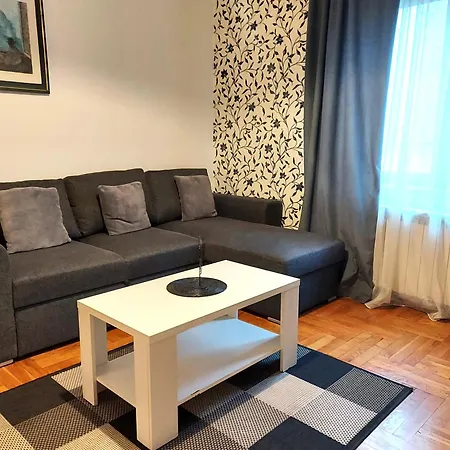 Red Clay Club Belgrado