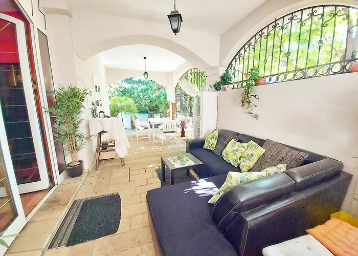 Red Clay Club Lejlighedshotel *